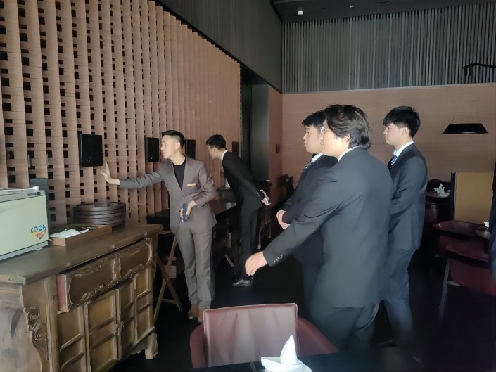 图片9(1).jpg 图片9(1).jpg